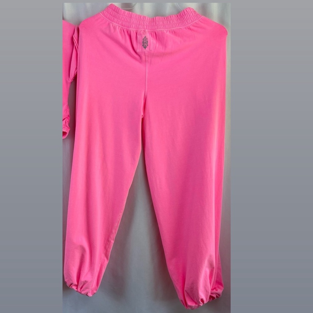 Free People Movement Hot Shot Crossover Pants - Pink Lemonade- M New w/ Rip Tag